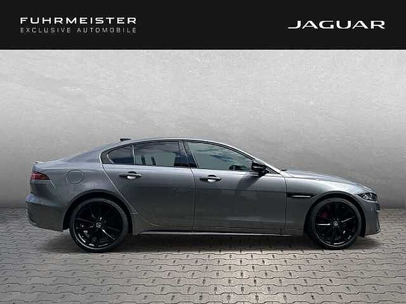 Jaguar XE P250 R-Dynamic HSE Winterpaket Eiger Grey