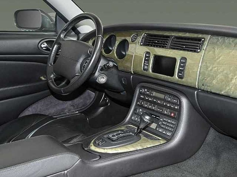 Jaguar XK8 4.0l V8 Coupe Memory SHZ beheizte WSS
